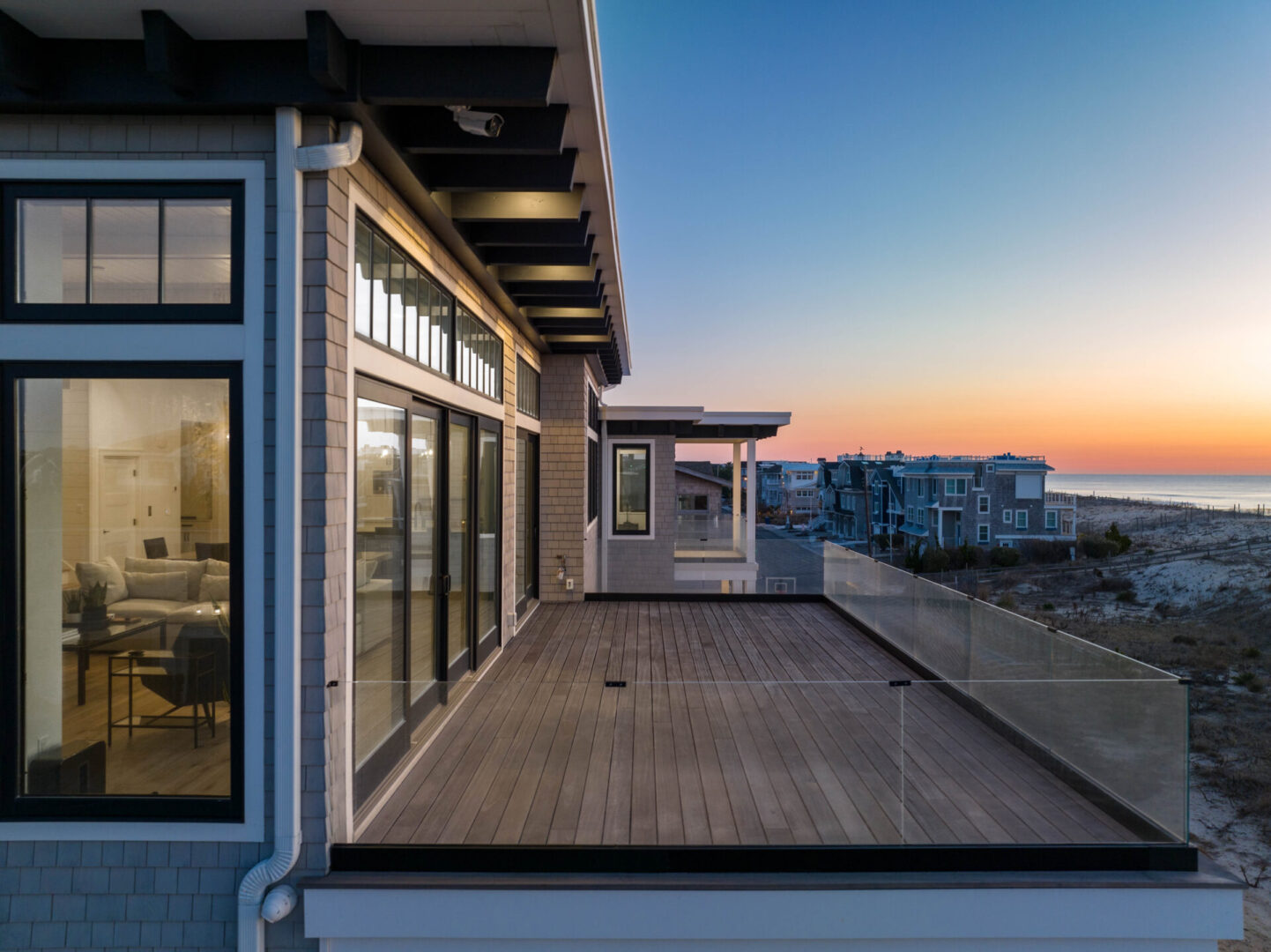 A large deck with a view of the ocean.